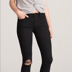 NWOT A&F Harper Black Skinny Jean 🖤
